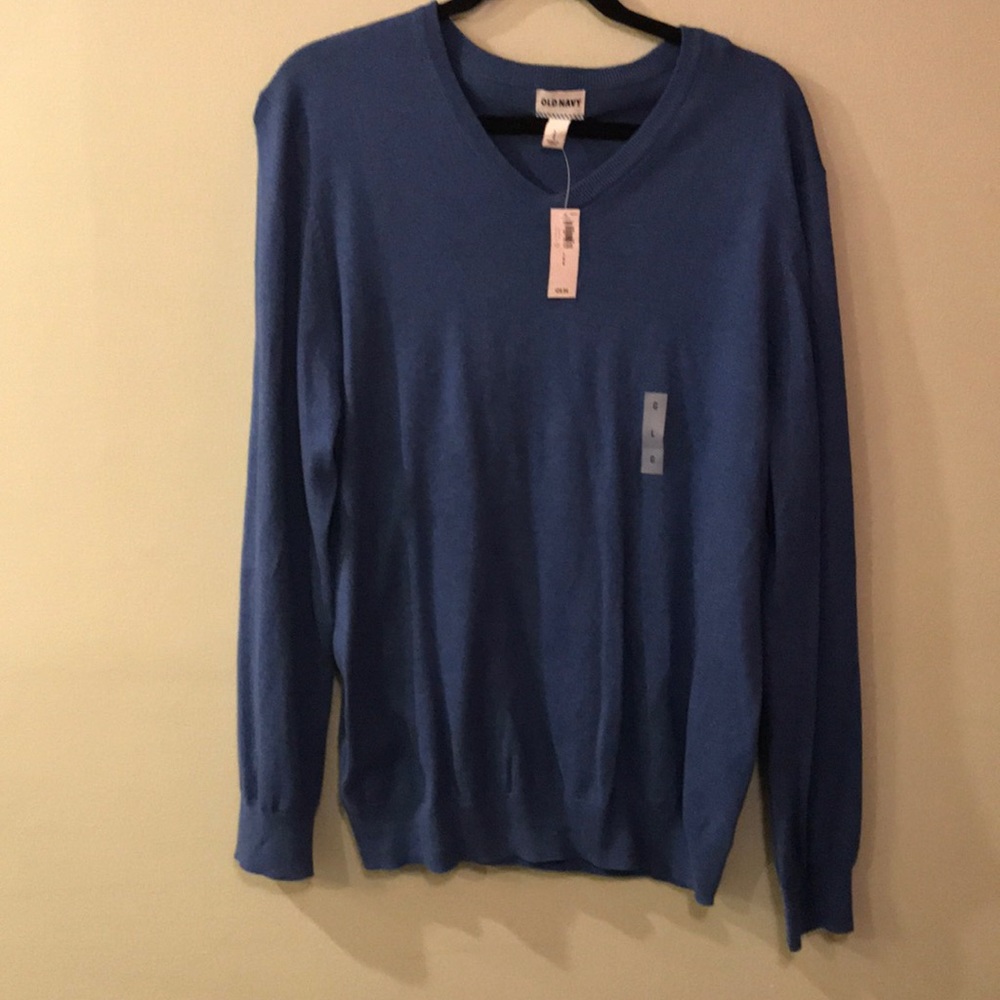 Men’s V-Neck Sweater
